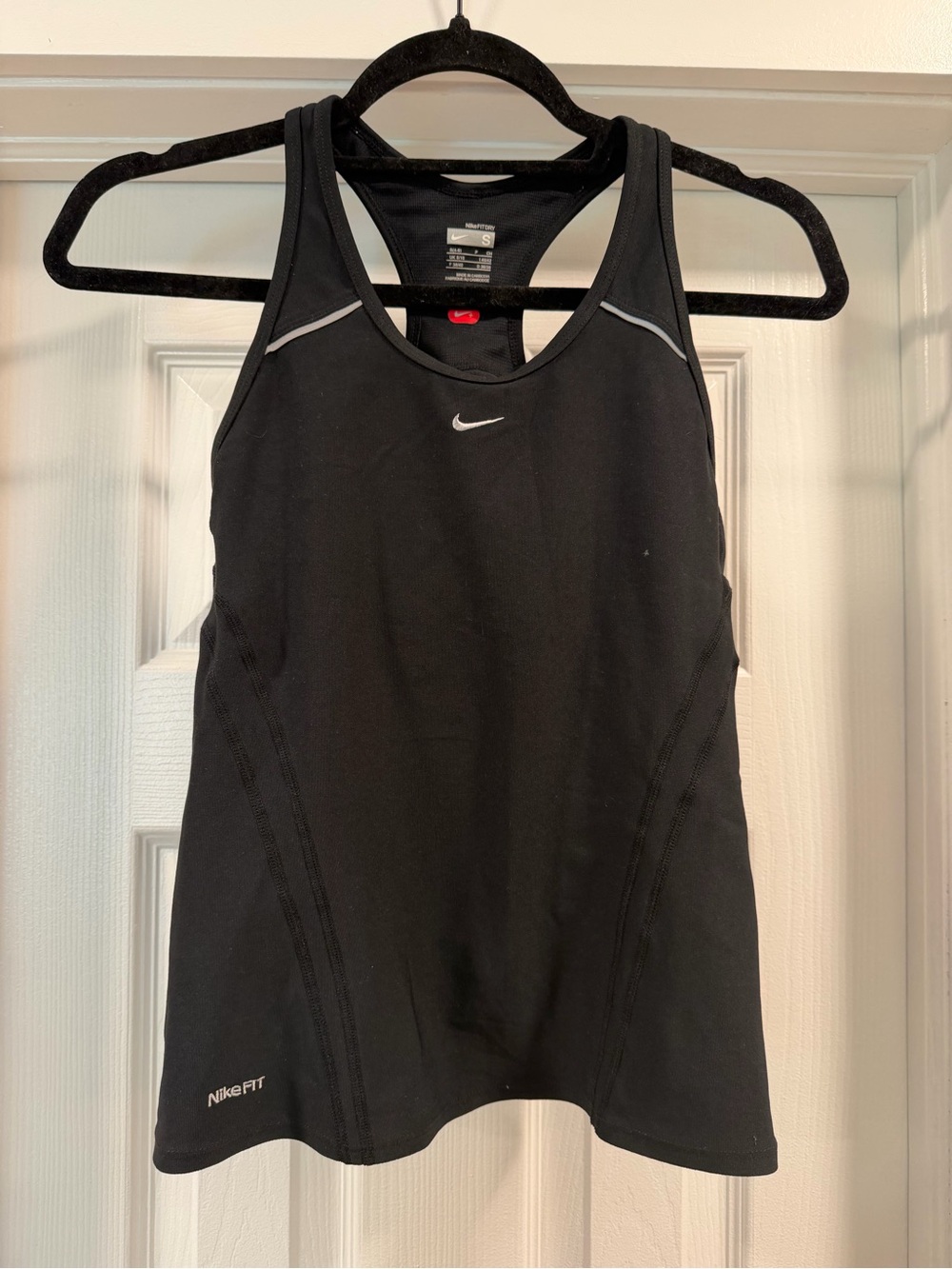 Nike Women’s Black Running Workout Tank - Training Fit
